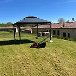El Pecu Starfamiliar
