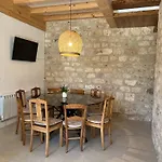 El Pecu Starfamiliar Bustillo Del Paramo