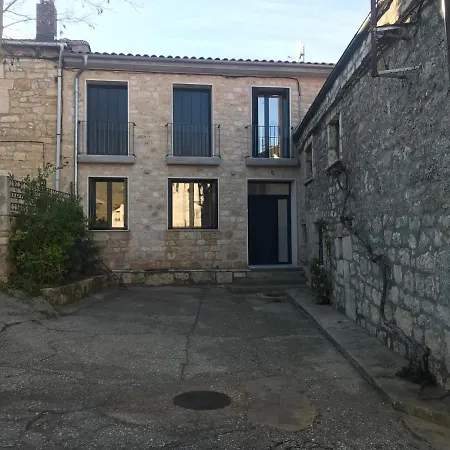 El Pecu Starfamiliar Villa *