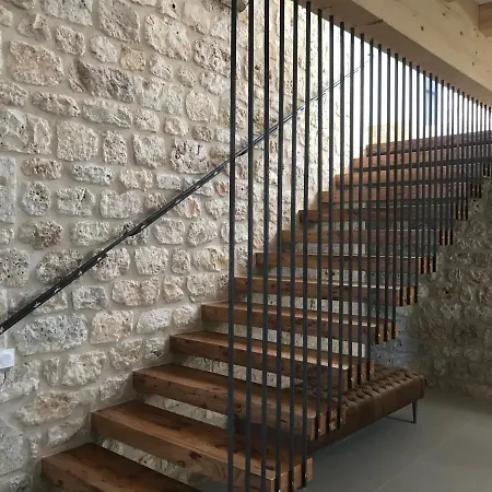 El Pecu Starfamiliar
