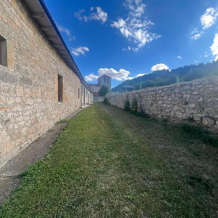 Villa El Pecu Starfamiliar Bustillo Del Paramo