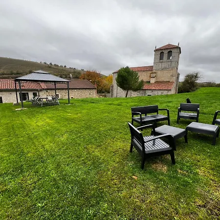 El Pecu Starfamiliar Villa