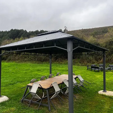 El Pecu Starfamiliar Villa *